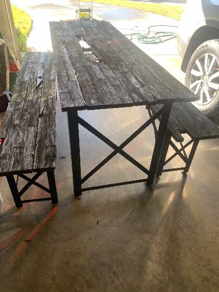 Freecycle: Outdoor Table and Benches
