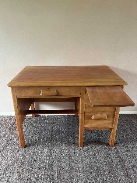 Sturdy Desk