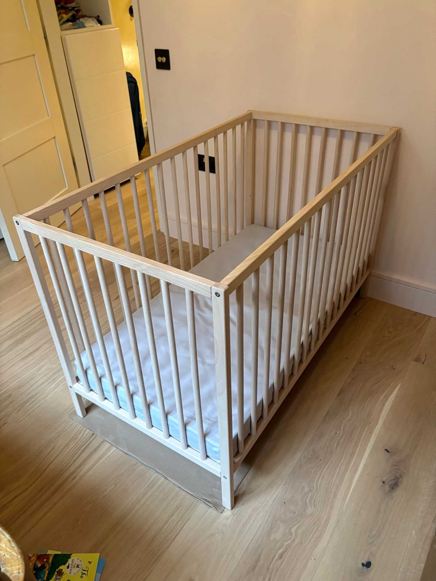 Cot + Little Green Sheep organic cot mattress