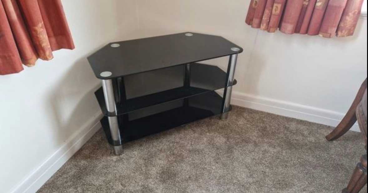 Tv stand
