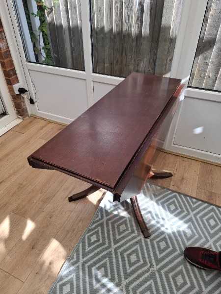 Drop leaf Table
