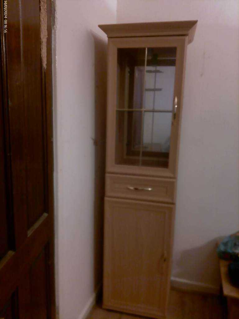 glass cabinet unit