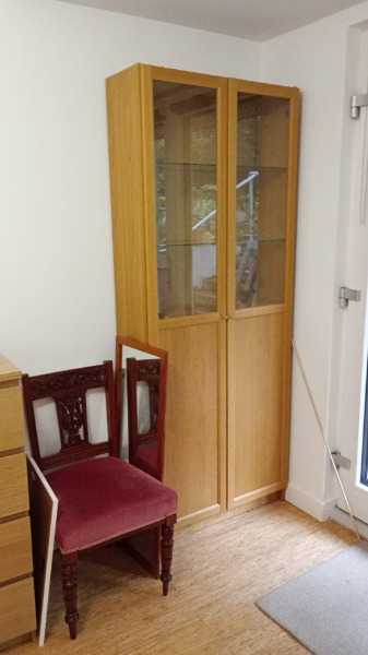 Tall display cabinet in great condition