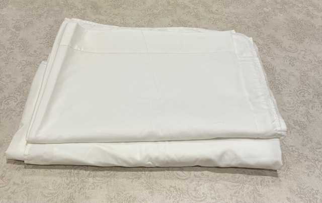Cream single bed flat top sheets x 2