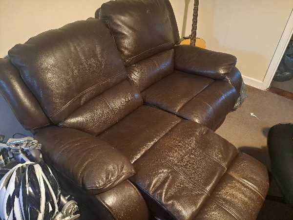Reclining 2-Seater Leather Sofa