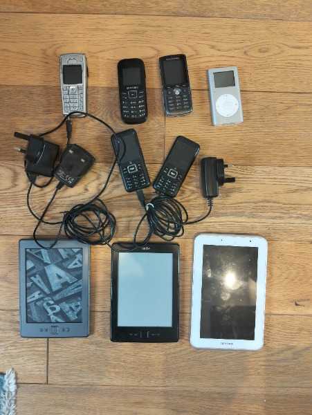 Freecycle: Collection of old mobile phones, kindles and Samsung Galaxy ipad