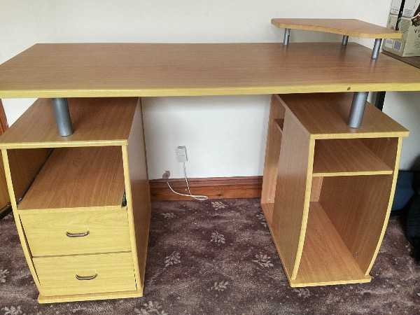 Free Desk