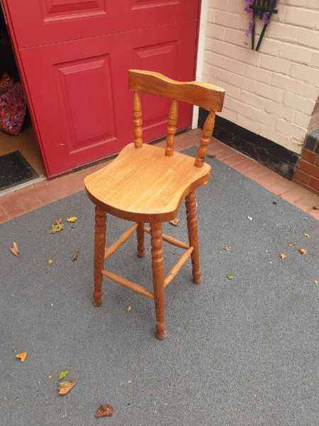 Free wooden stool