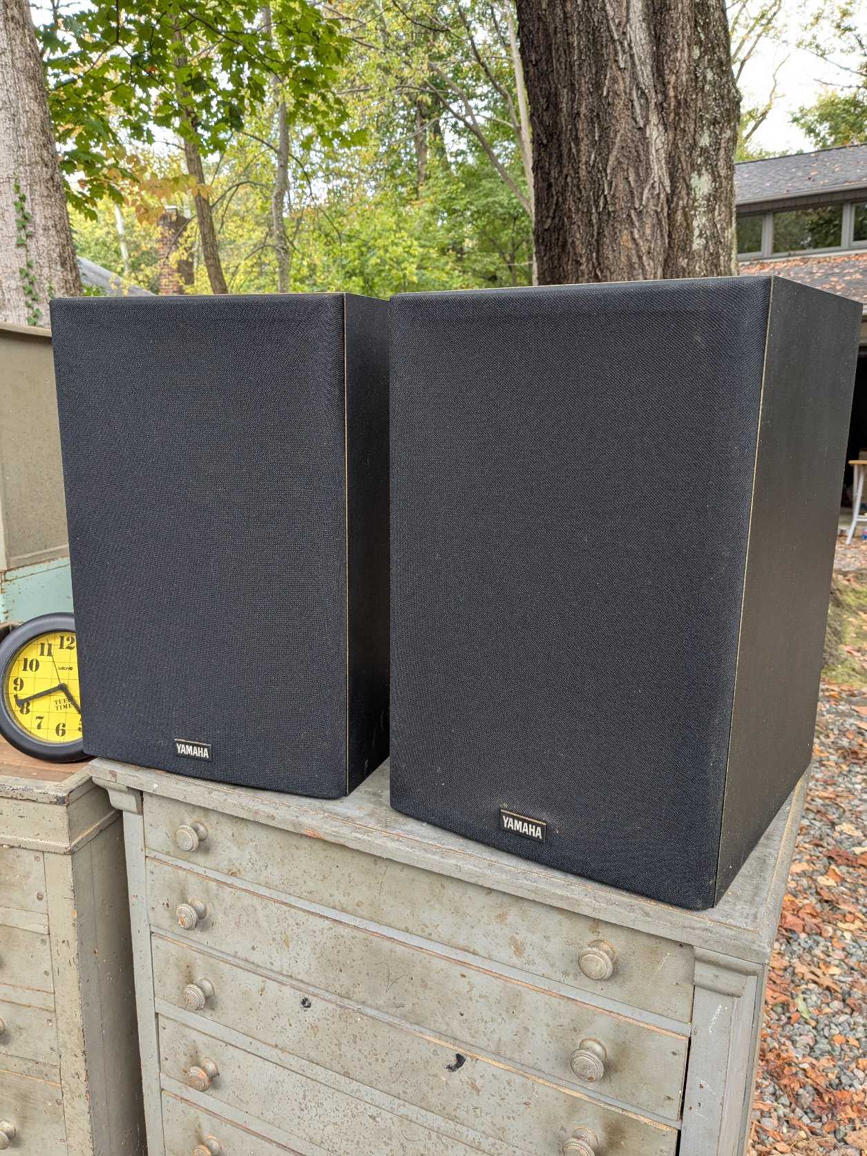 Yamaha speakers