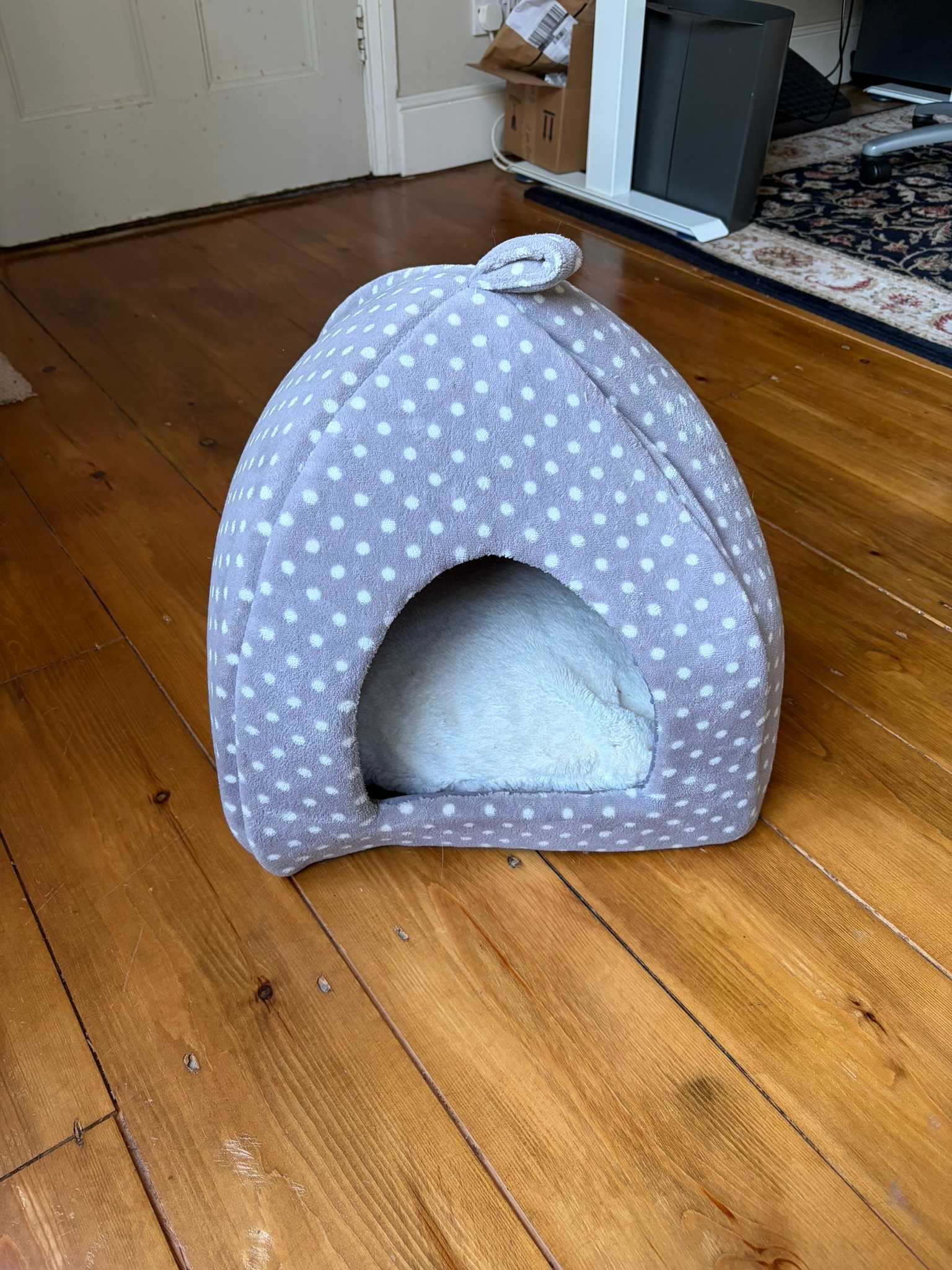 Grey Spotty Igloo Cat Bed