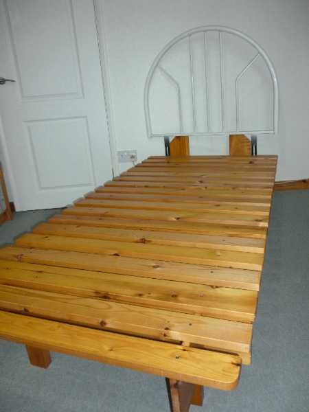 SINGLE BED WOODEN BASE