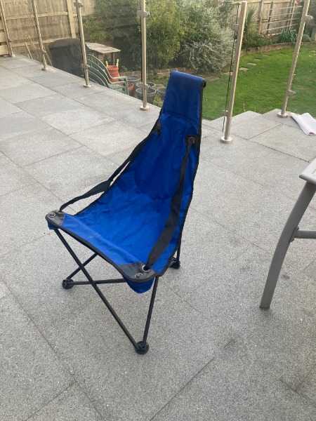 Folding garden chair