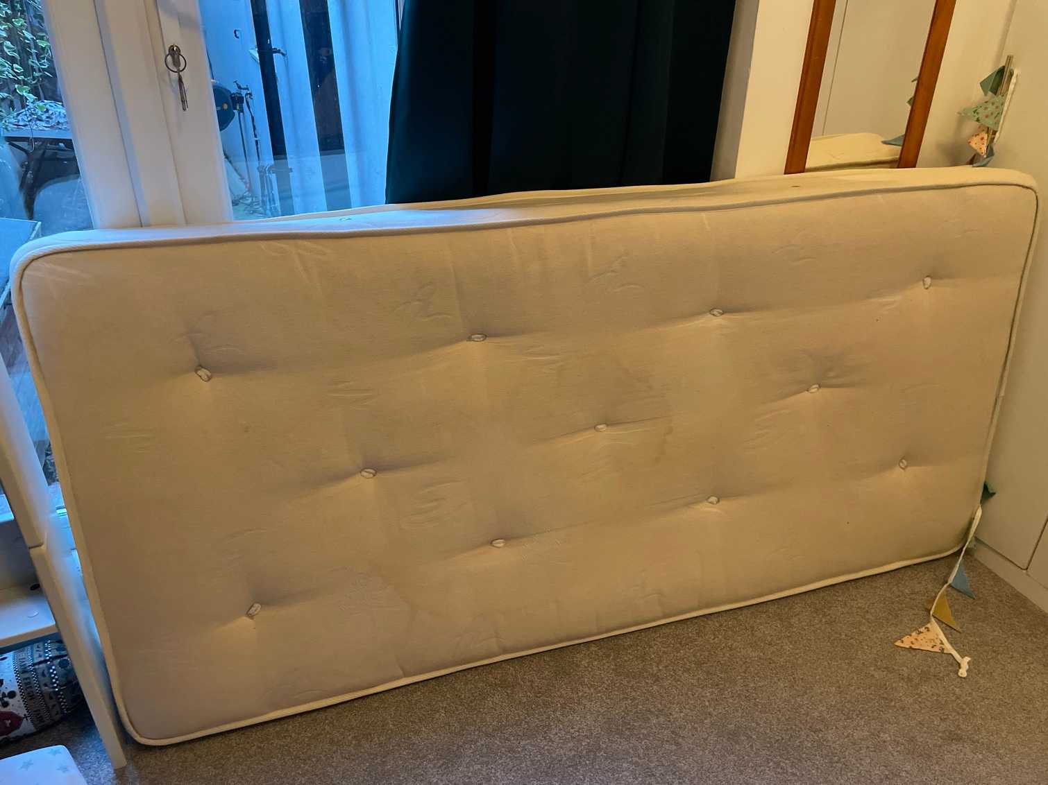 Single mattress