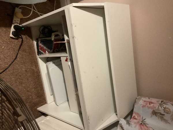 Computer desk