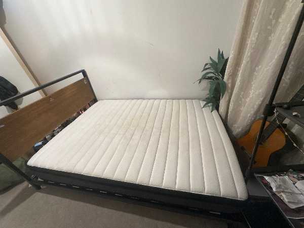 Double mattress used