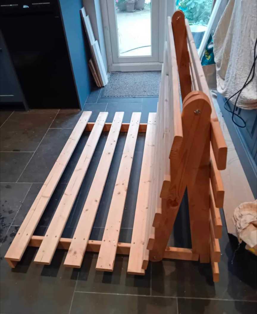 Futon bed/sofa