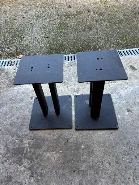 Heavy metal speaker stands