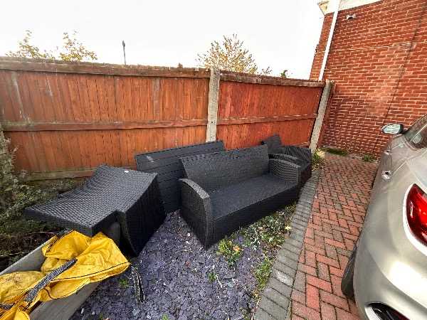 Outdoor table and chairs