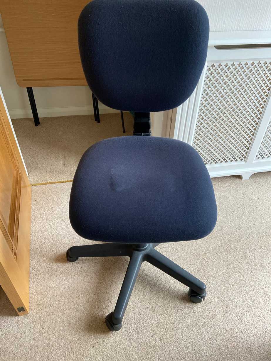 Office chair on castors