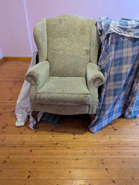 Arm chair