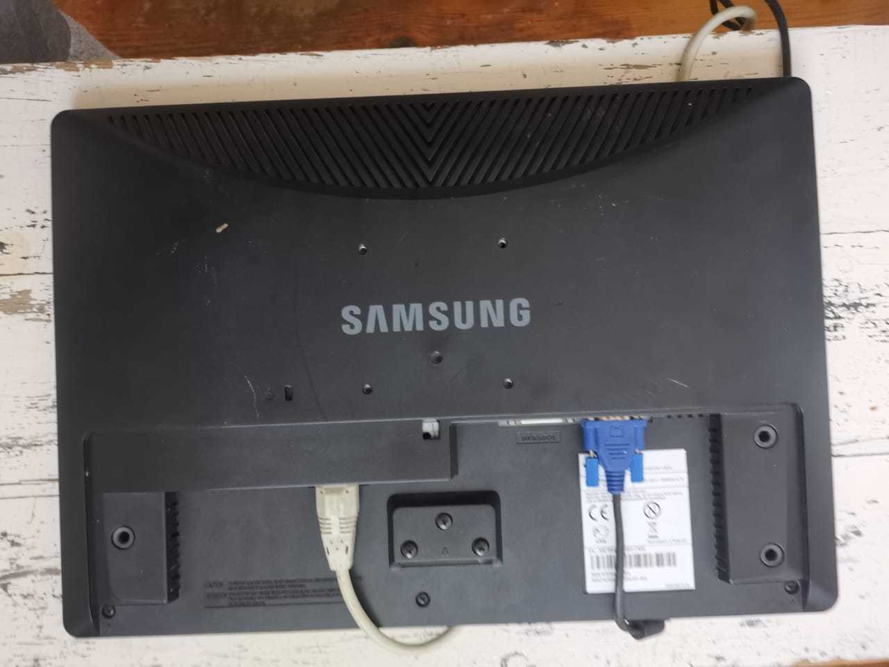 Samsung  monitor
