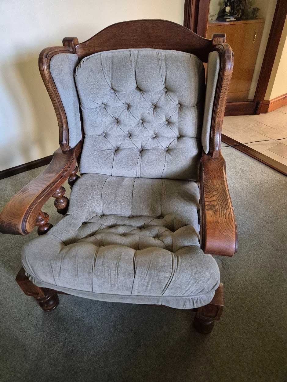 Oak 2 seat sofa and 2 chairs