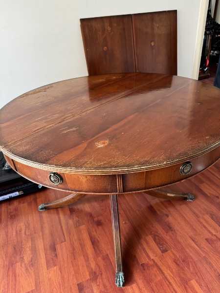 ANTIQUE EXTENDABLE DINING TABLE