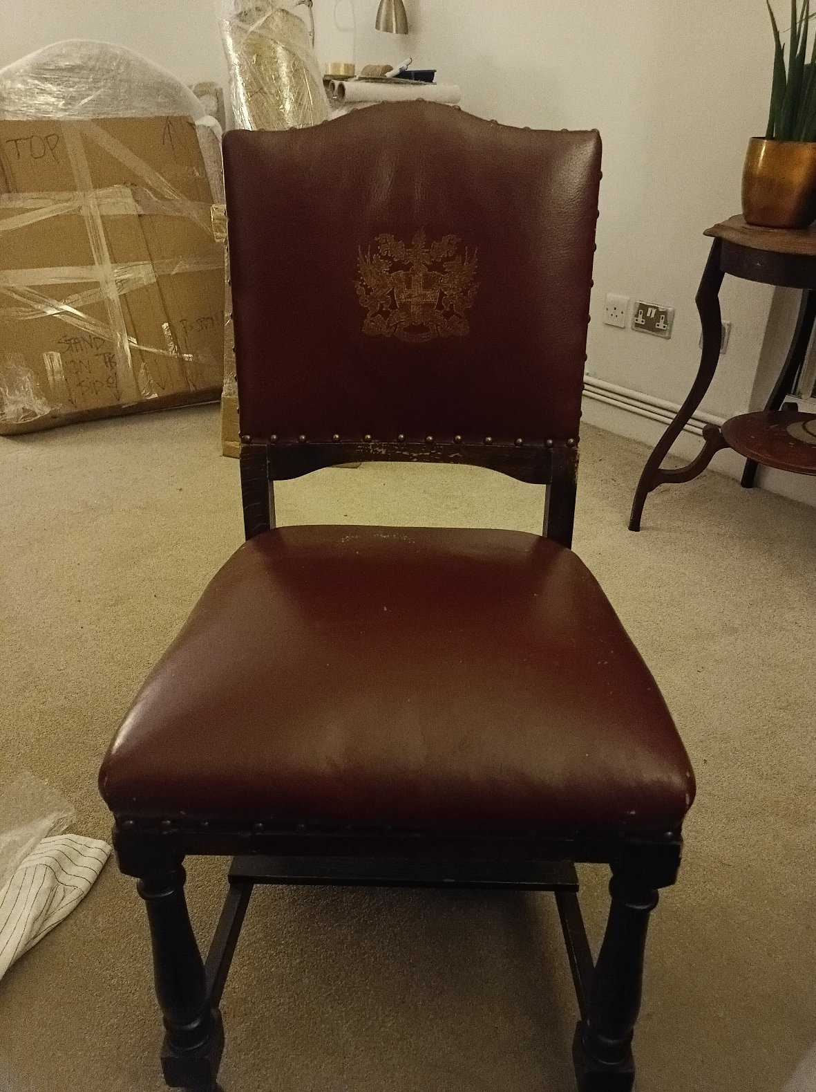 City of London chair needs fixing