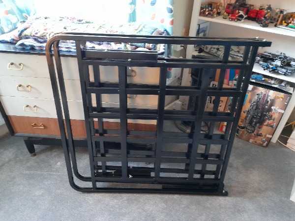 Folding single bed frame