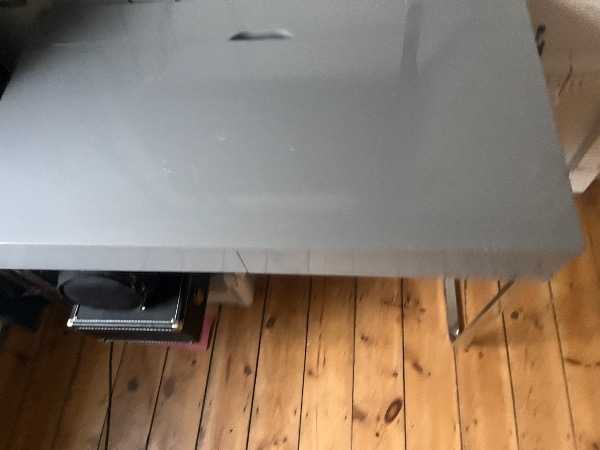 Nice grey desk