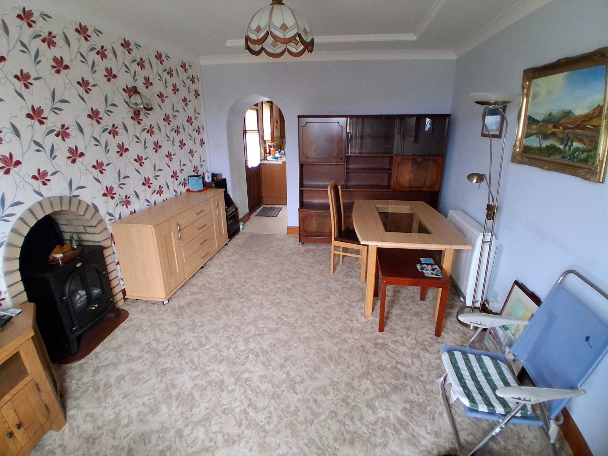 Dining table with glass muddle, 6 dining chairs
