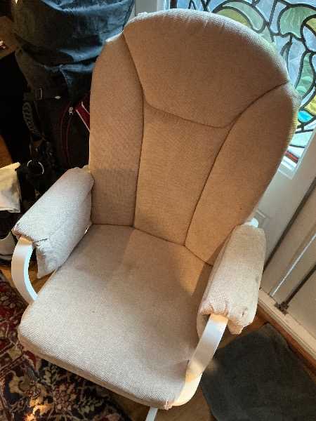 Rocking chair in excellent condition