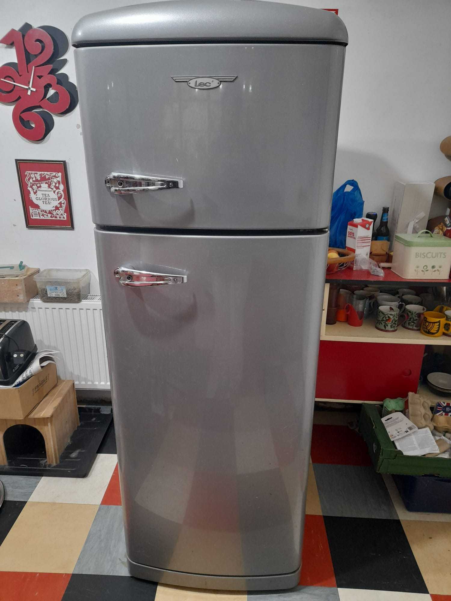 Freecycle: fridge freezer