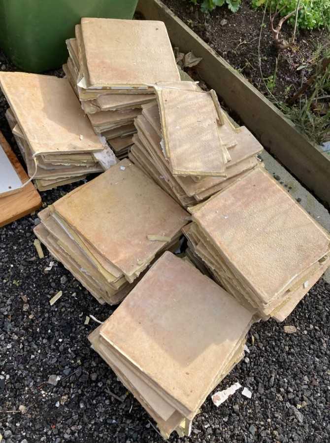 Vintage tiles, 10in x 10in, about 60 intact and other pieces.