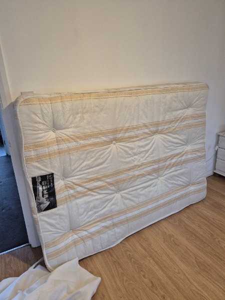 Double bed mattress