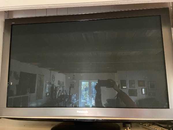 Panasonic 40/42 inch plasma TV