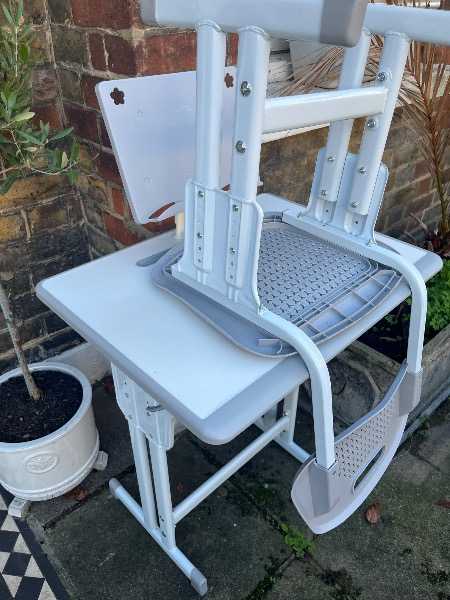 Desk for free