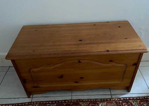 Pine Blanket Box