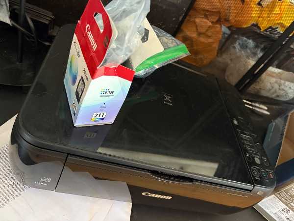 Older printer - still works and has some ink