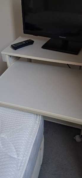 Mobile desk