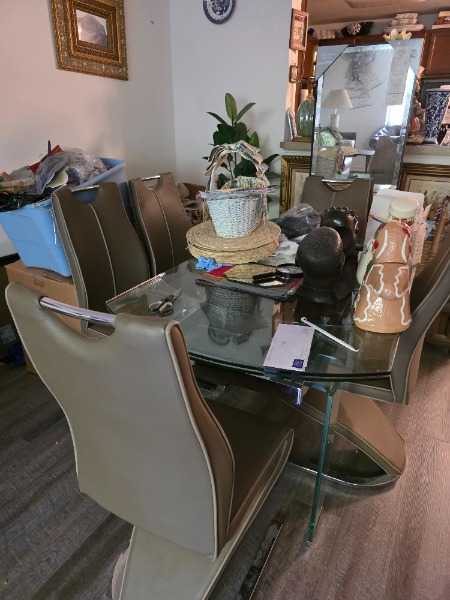 Glass Dining Table and 6 Chairs